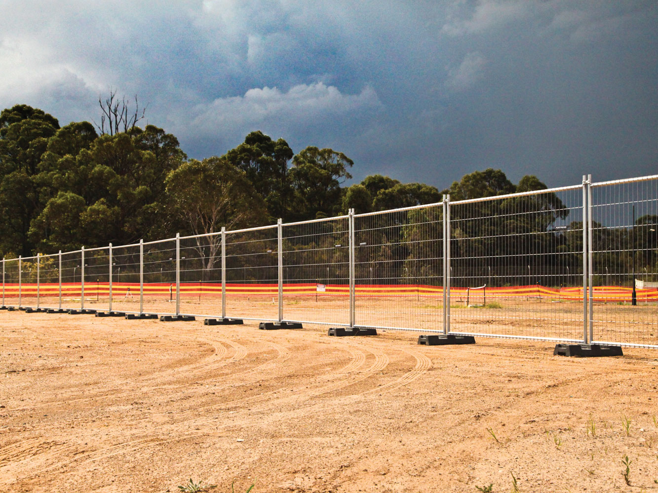 1-site-fence.jpg